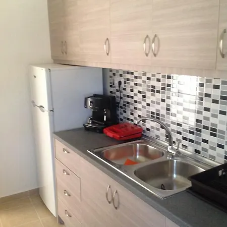 Apartment Georgias Haraki